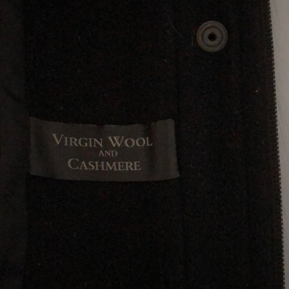 Coat - Picture 6 of 6